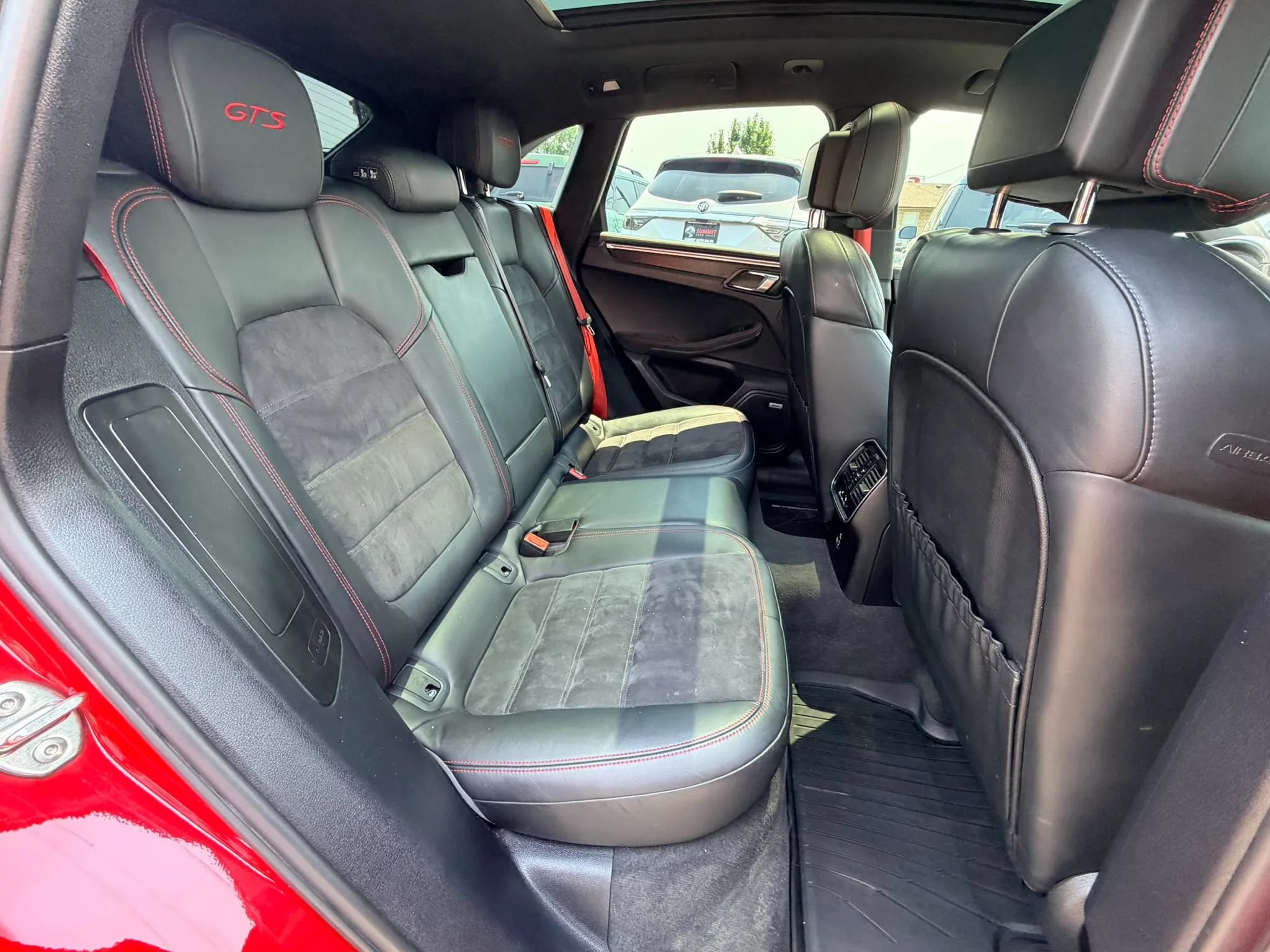 Used 2020 Porsche Macan GTS w/ Sport Chrono Package AWD/4WD image 22