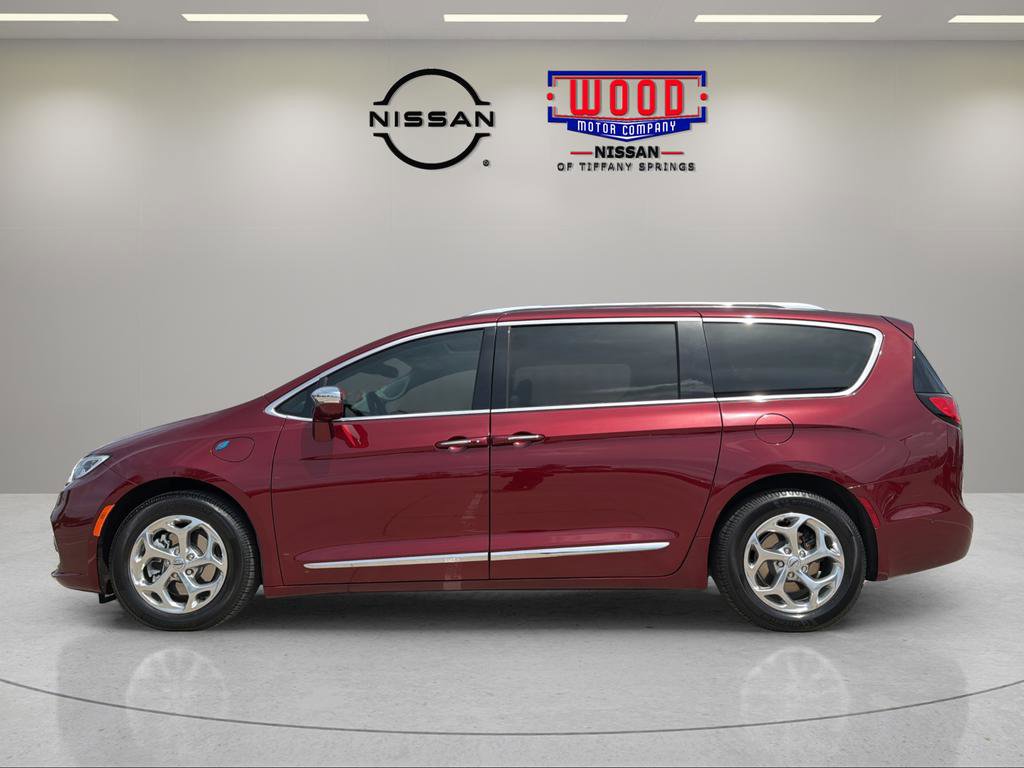 Used 2021 Chrysler Pacifica Limited w/ Uconnect Theater Family Group FWD image 5