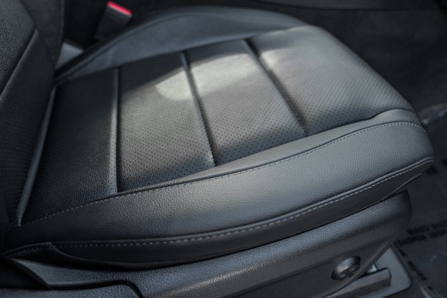 Certified 2025 Mercedes-Benz GLE 450e 4MATIC image 34