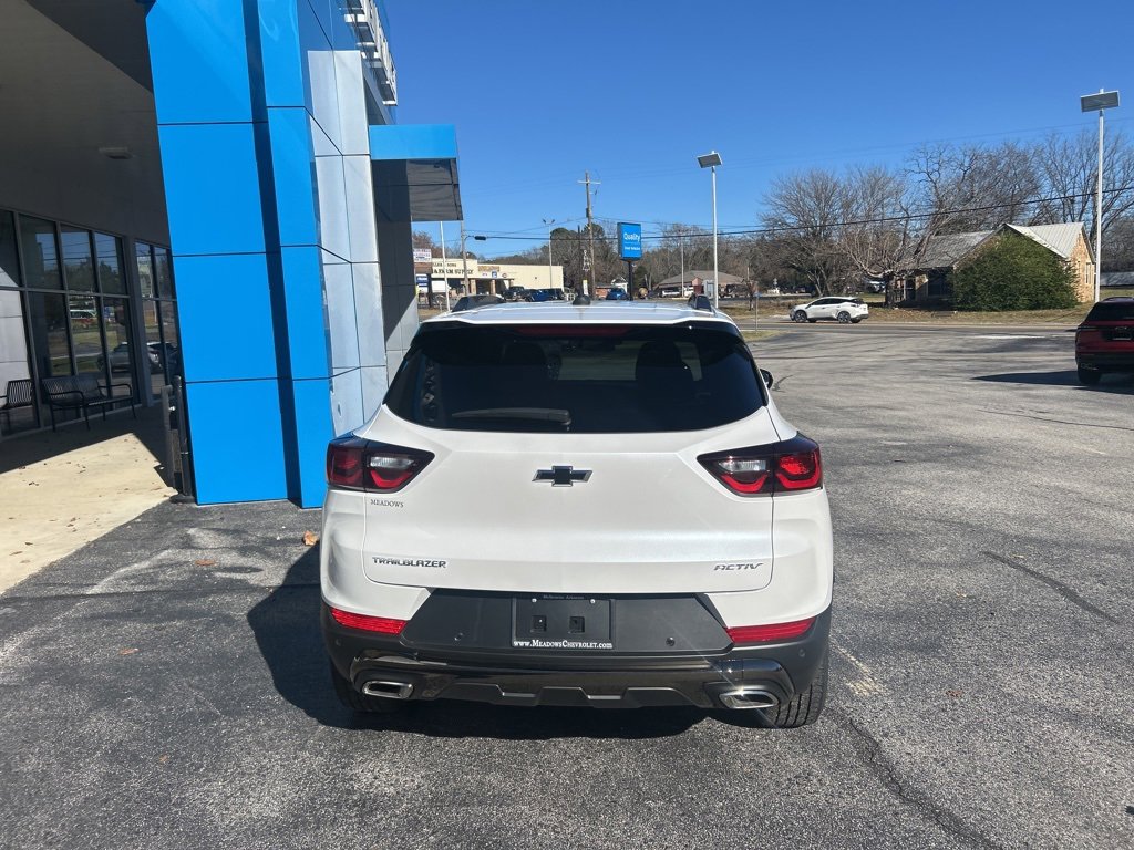 Used 2025 Chevrolet TrailBlazer ACTIV w/ Convenience Package image 4