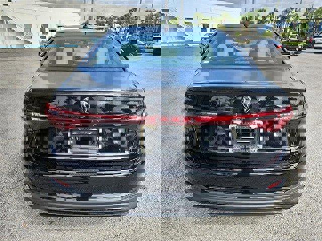 New 2025 Volkswagen Jetta SE image 4