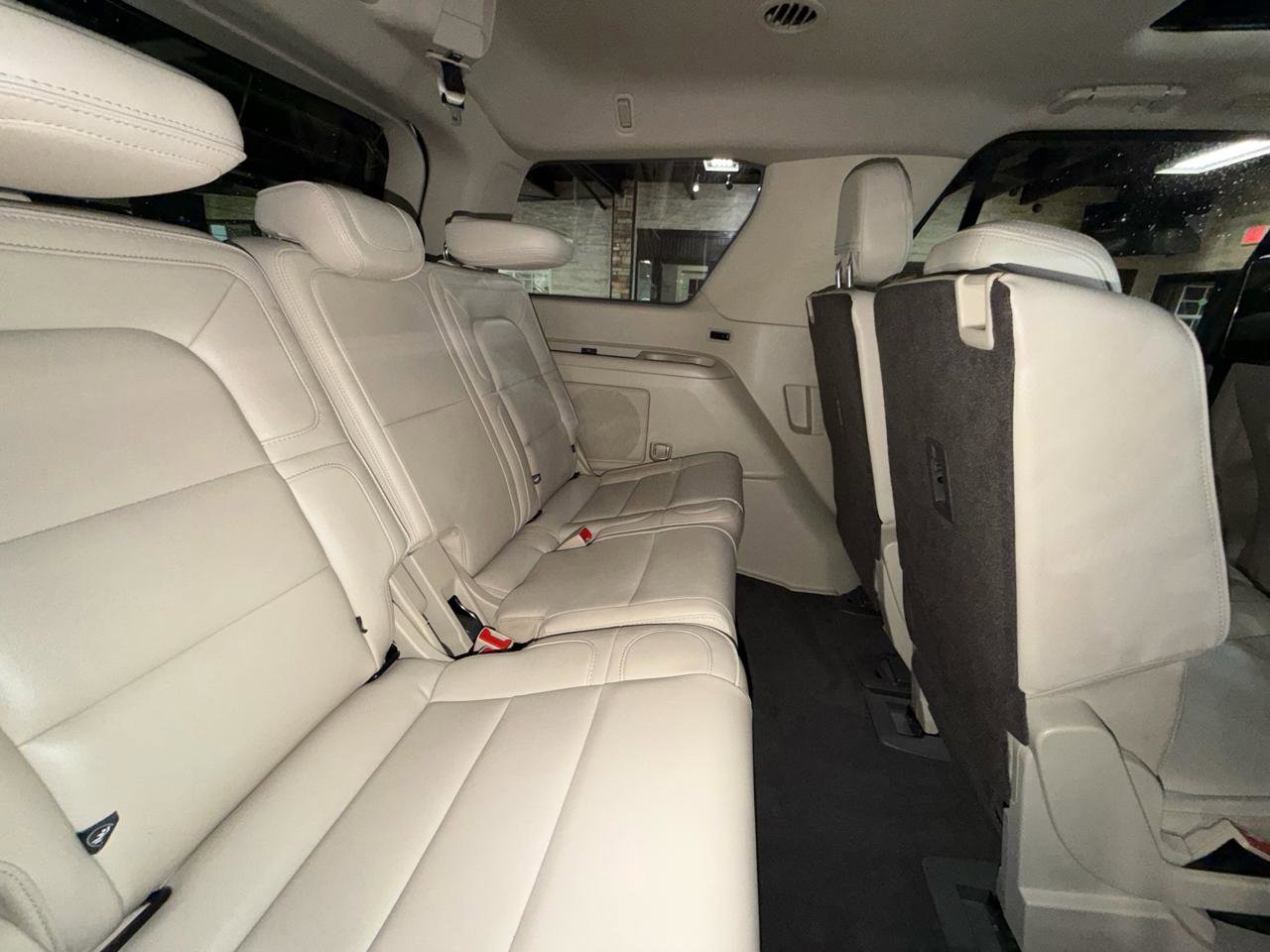 Used 2018 Lincoln Navigator Reserve w/ Technology Package AWD/4WD image 24