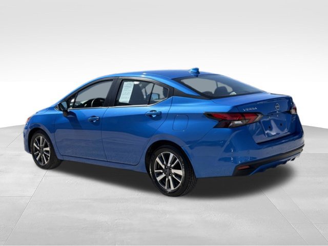 Used 2024 Nissan Versa SV FWD image 3