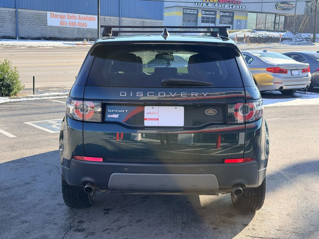Used 2017 Land Rover Discovery Sport SE image 5