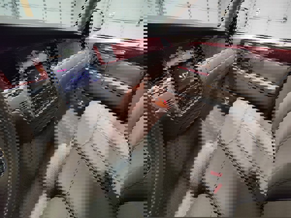 Used 2004 Lincoln Town Car Ultimate image 28