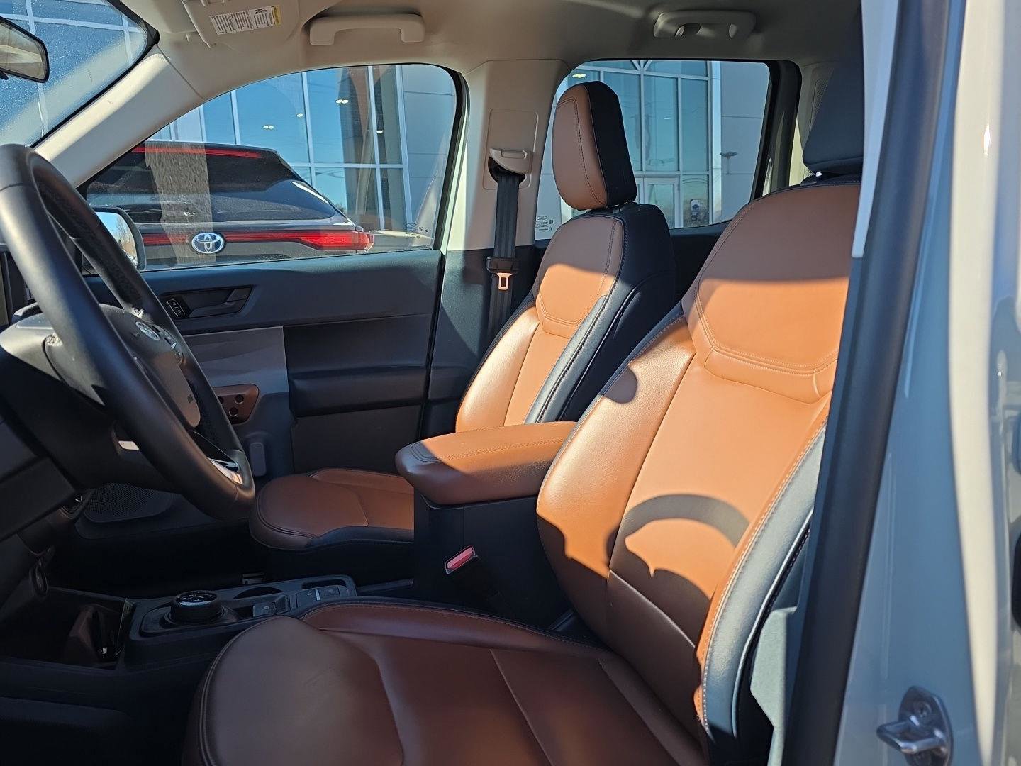 Used 2024 Ford Maverick Lariat w/ 4K Tow Package image 3