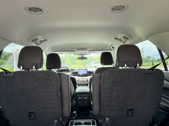 Used 2021 Ford Explorer XLT w/ Class III Trailer Tow Package AWD/4WD image 17