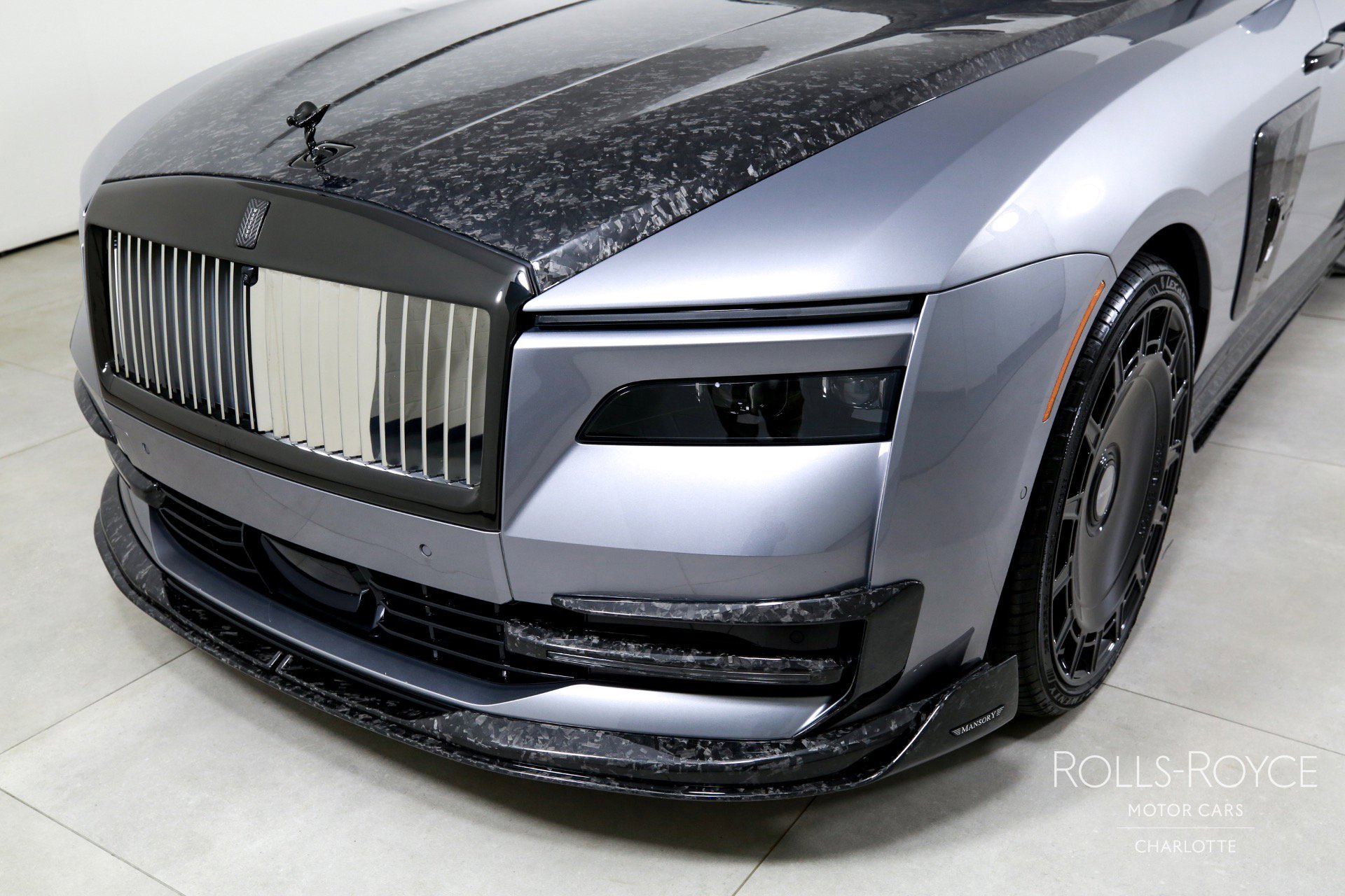 Used 2025 Rolls-Royce Spectre Black Badge image 38