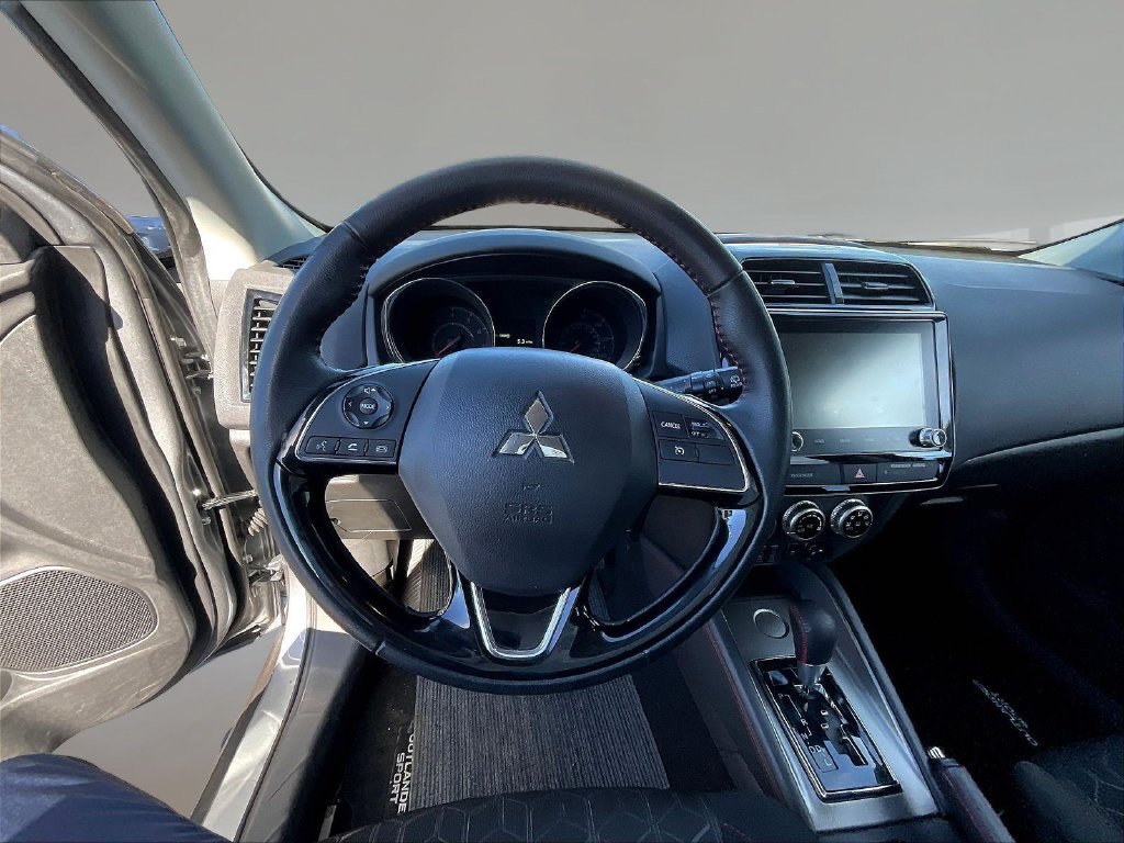 Used 2022 Mitsubishi Outlander Sport LE FWD image 8