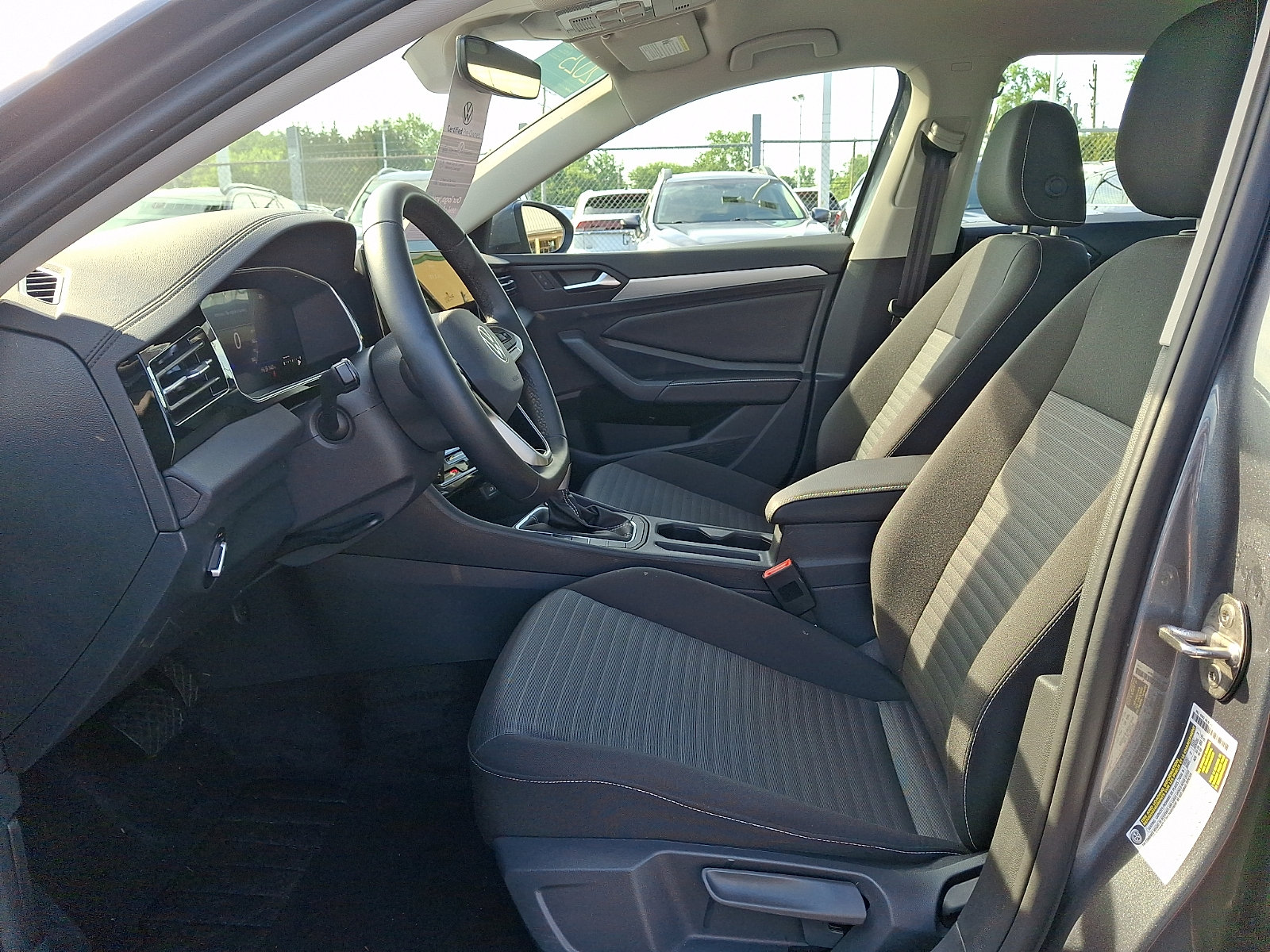 Certified 2025 Volkswagen Jetta S FWD image 13