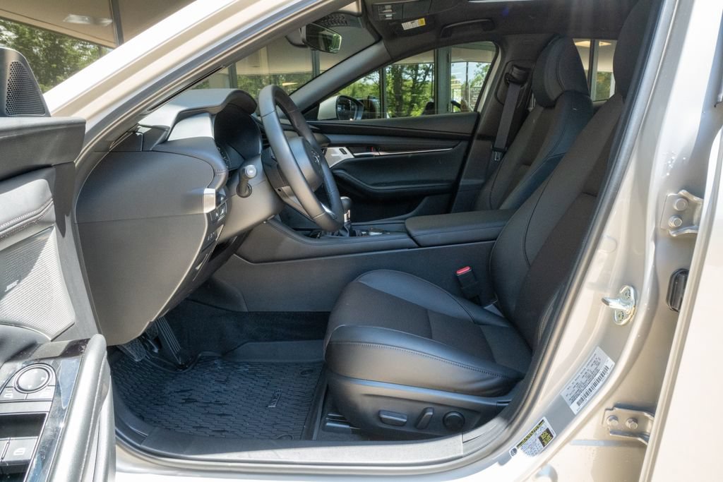 Used 2026 MAZDA MAZDA3 2.5 S Hatchback w/ Premium Pkg FWD image 11