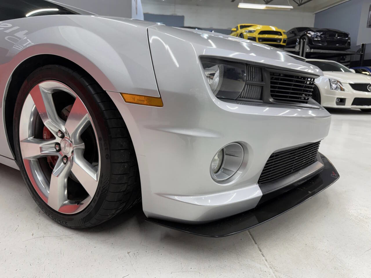 Used 2010 Chevrolet Camaro SS RWD image 7
