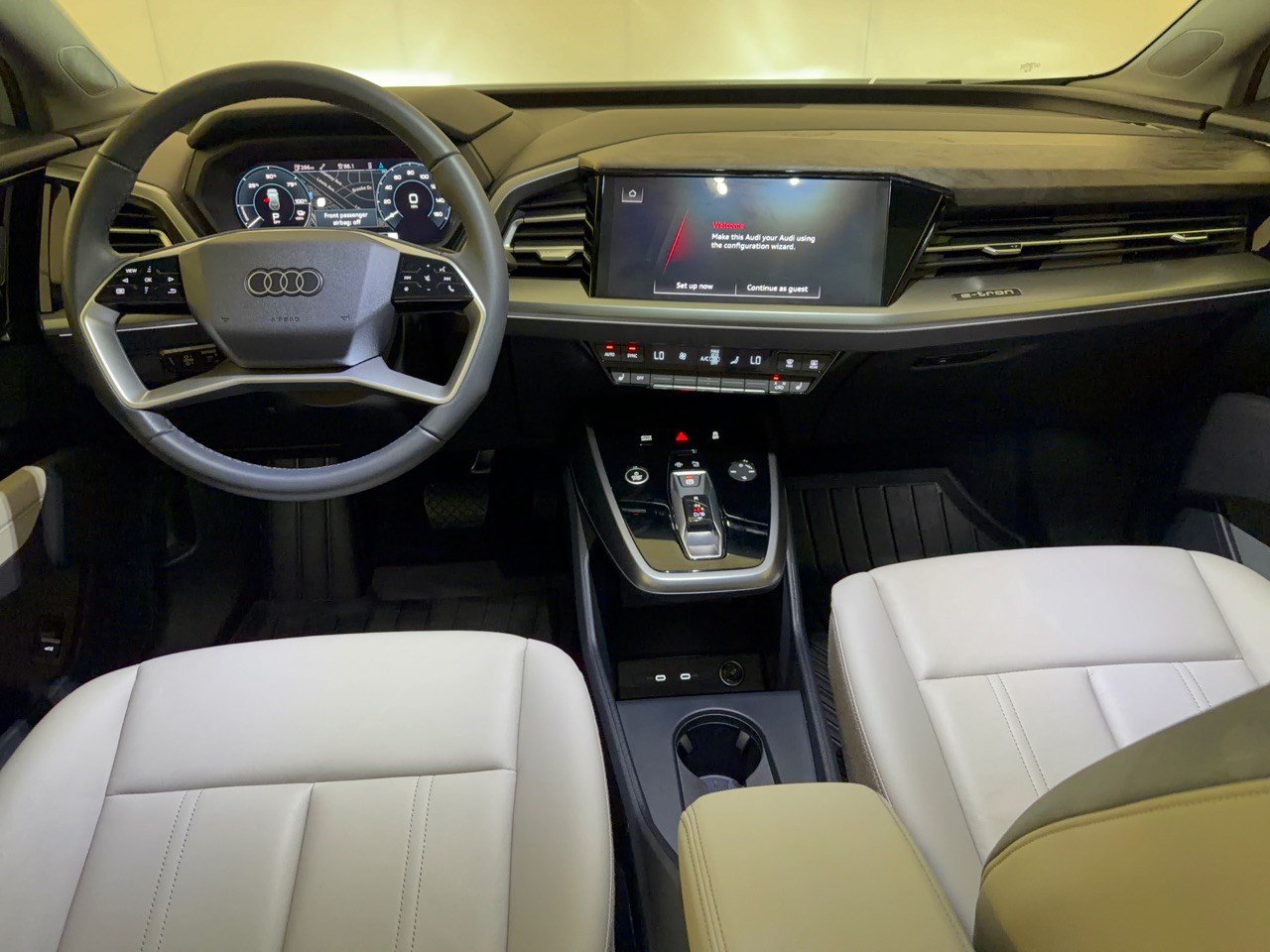 Used 2025 Audi Q4 e-tron Premium w/ Convenience Package RWD image 17