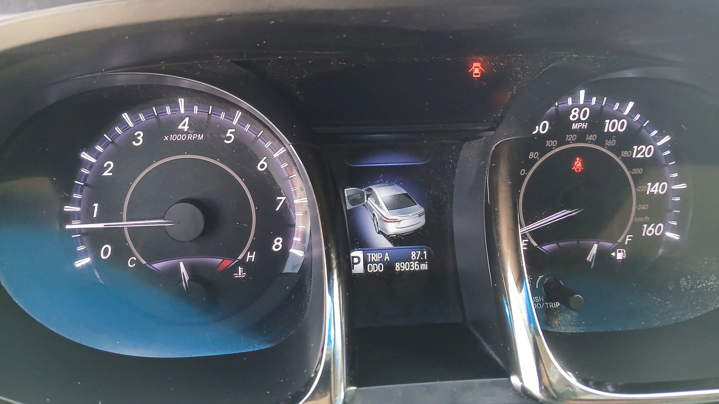 Used 2014 Toyota Avalon Limited image 18