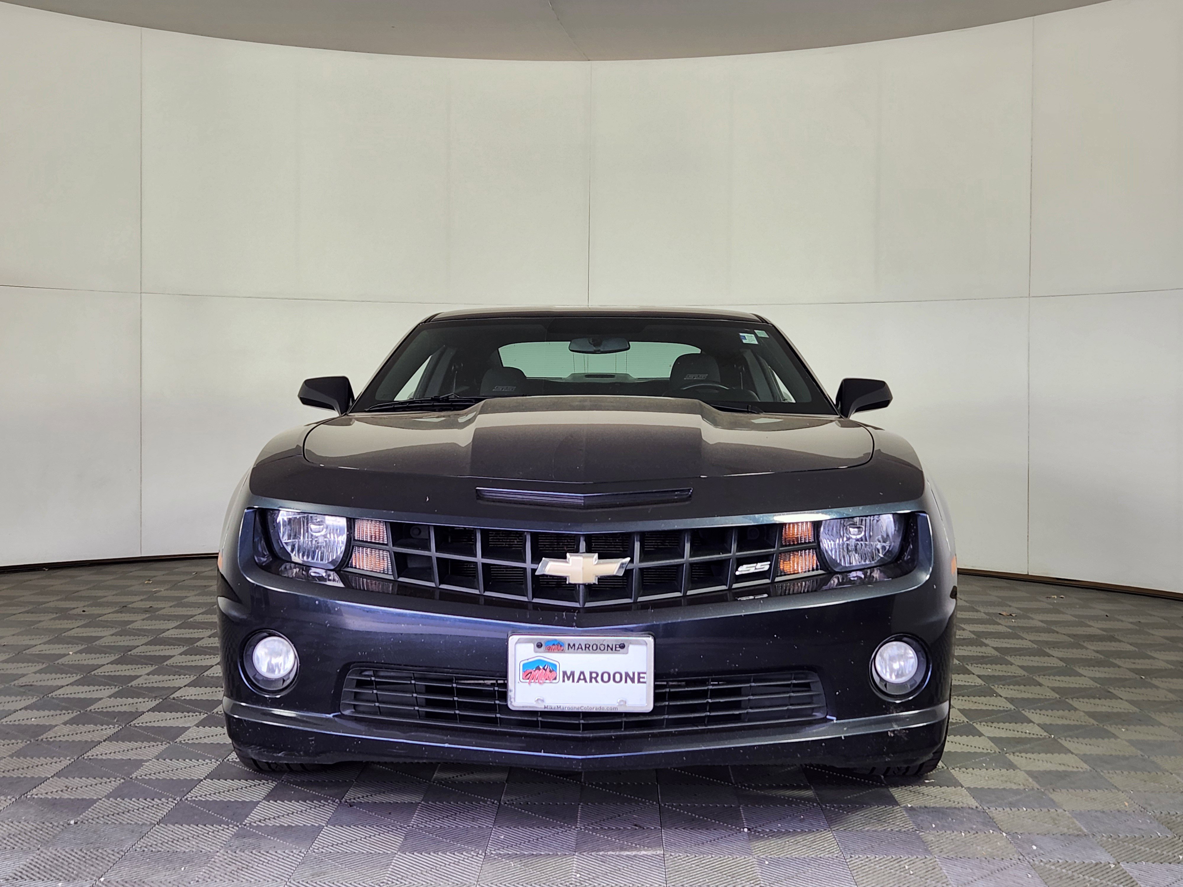 Used 2013 Chevrolet Camaro SS image 2