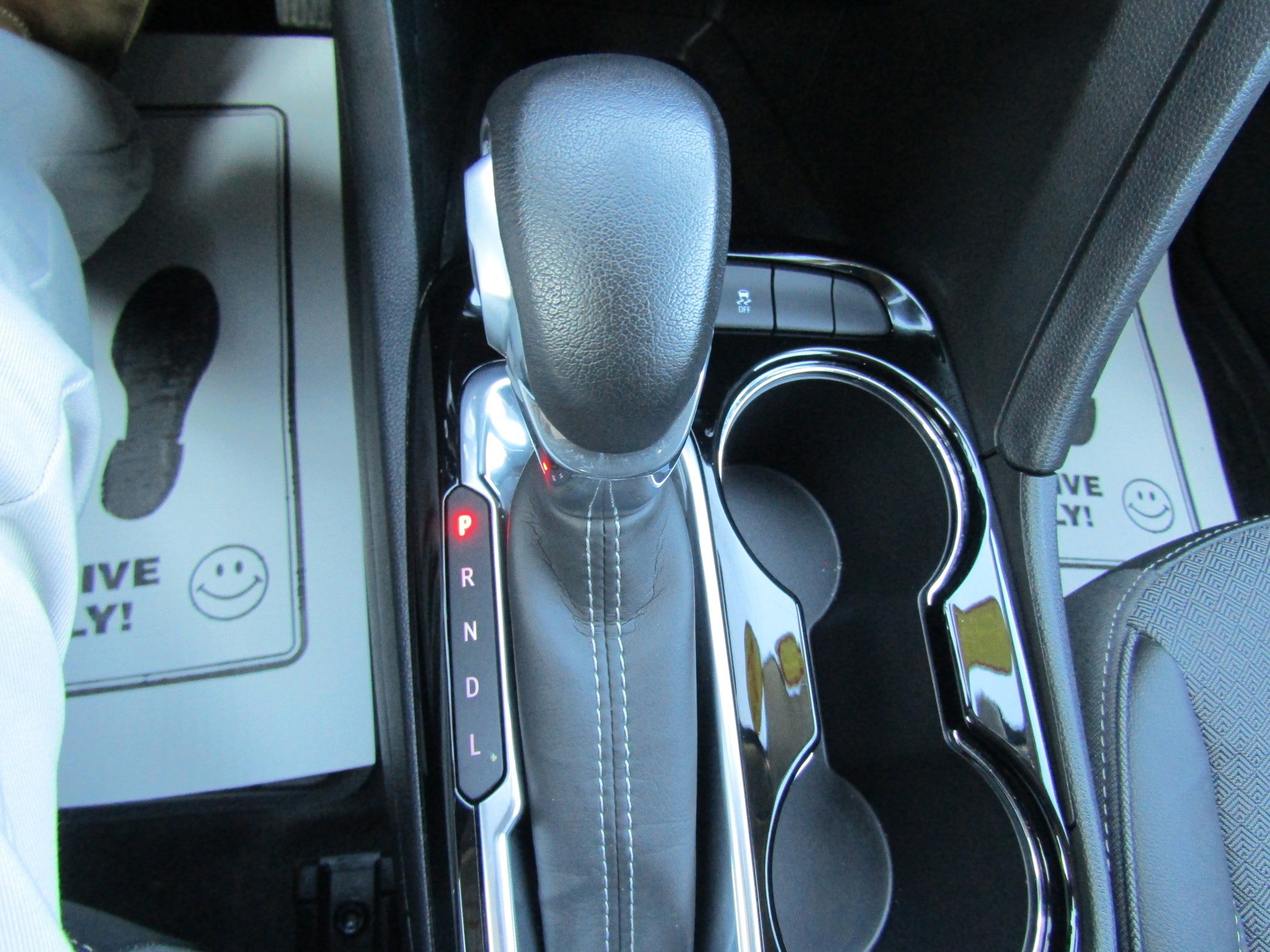 Used 2022 Buick Encore GX Preferred w/ Sport Touring Package image 25