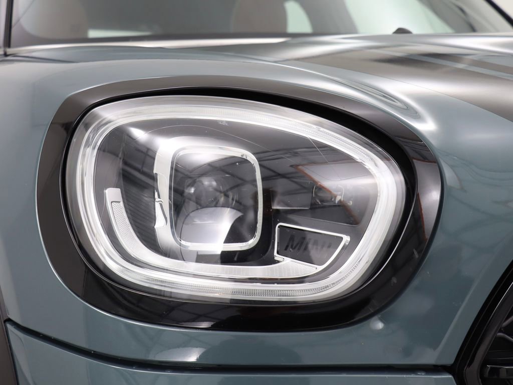 Used 2022 MINI Cooper Countryman S w/ Premium Package image 11