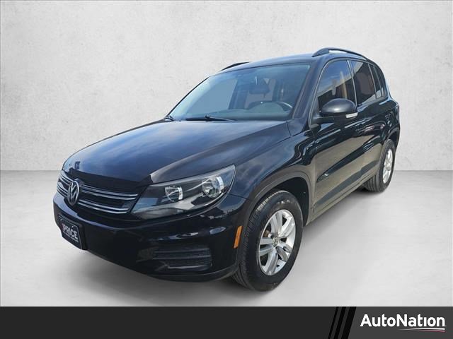 Used 2017 Volkswagen Tiguan S image 1