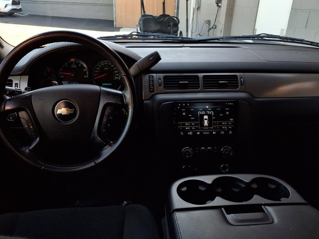Used 2008 Chevrolet Tahoe LS image 17