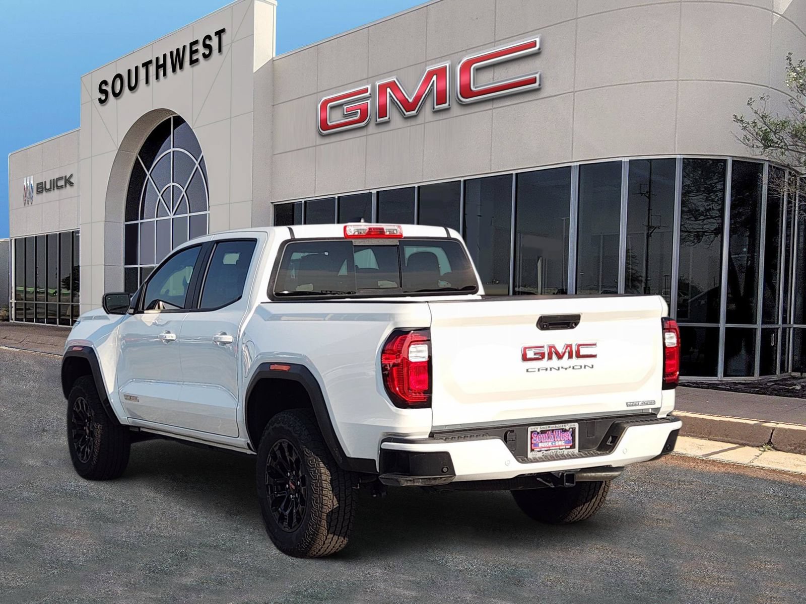 New 2026 GMC Canyon Elevation w/ Convenience Package RWD image 4