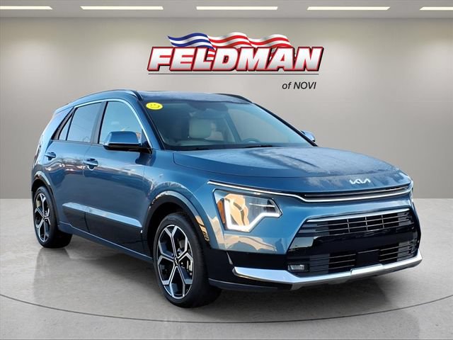 Used 2024 Kia Niro EX Touring FWD image 8