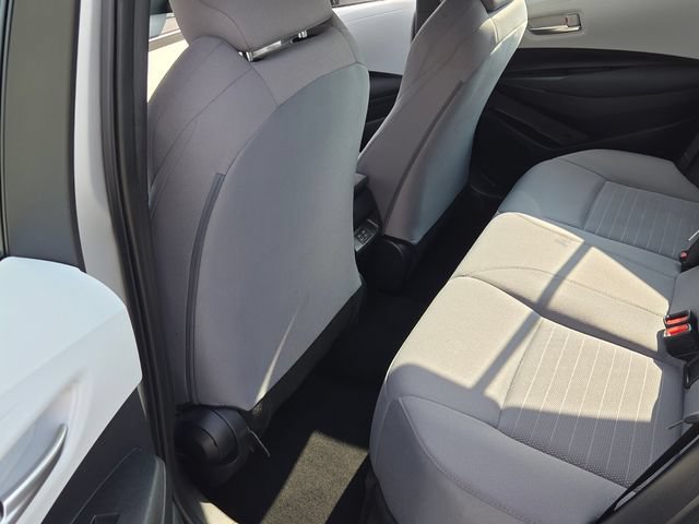 Used 2026 Toyota Corolla SE FWD image 8
