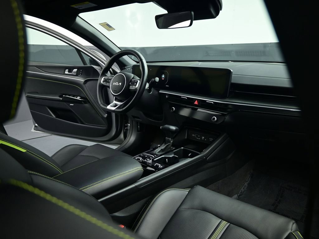 Used 2025 Kia K5 GT w/ GT1 Package image 72