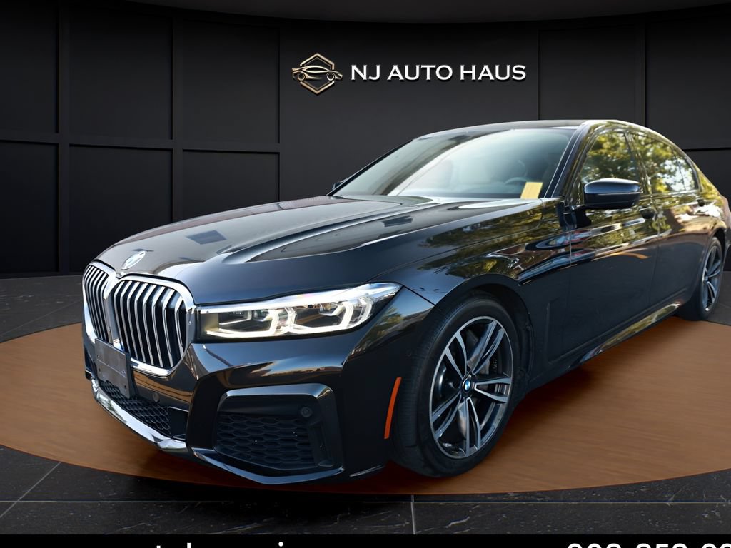 Used 2020 BMW 750i xDrive w/ Executive Package AWD/4WD image 4