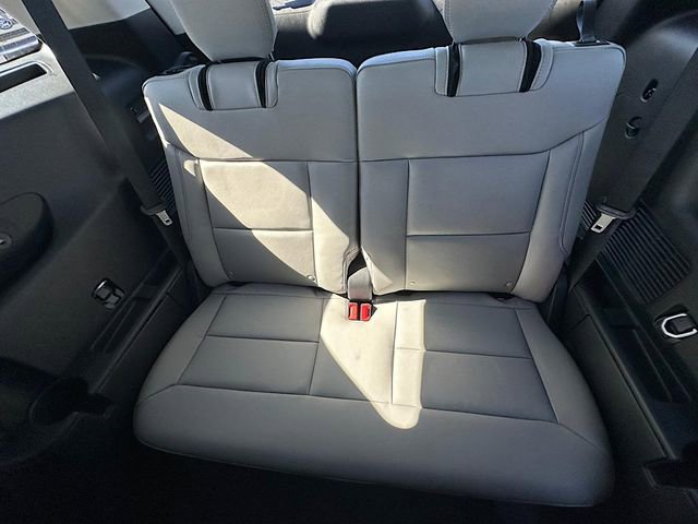 New 2025 Ford Explorer Active w/ Active Comfort Package image 17