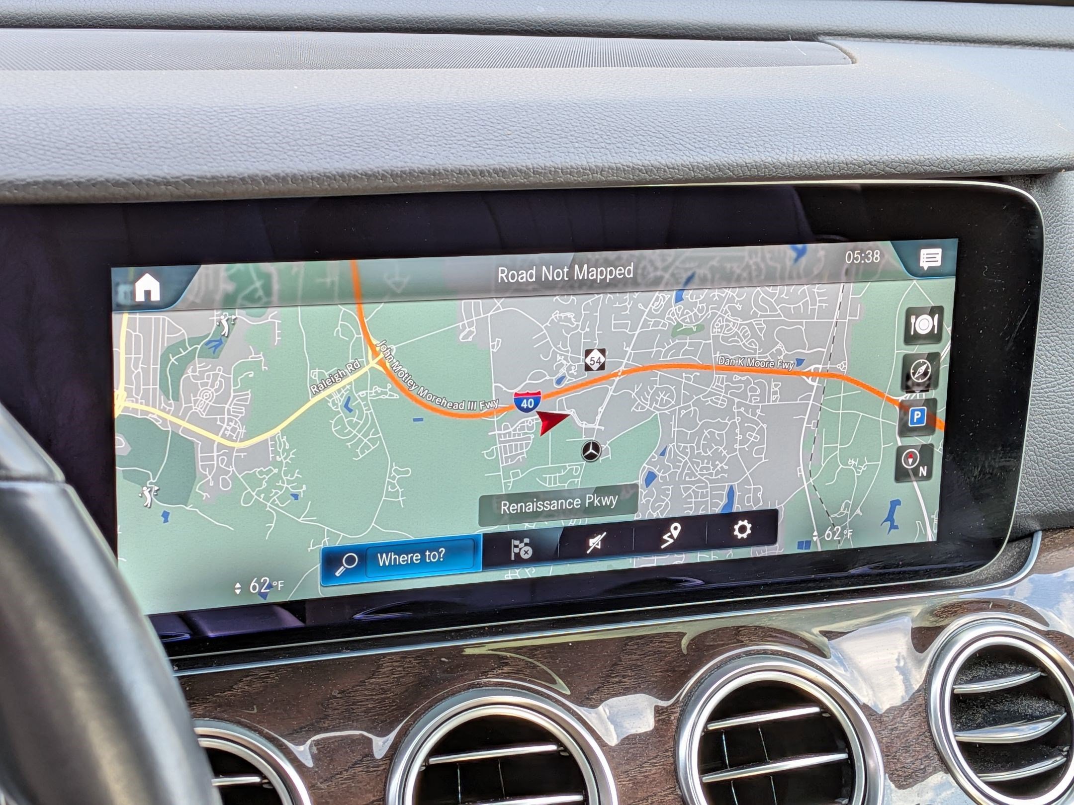 Used 2021 Mercedes-Benz E 350 Sedan image 25