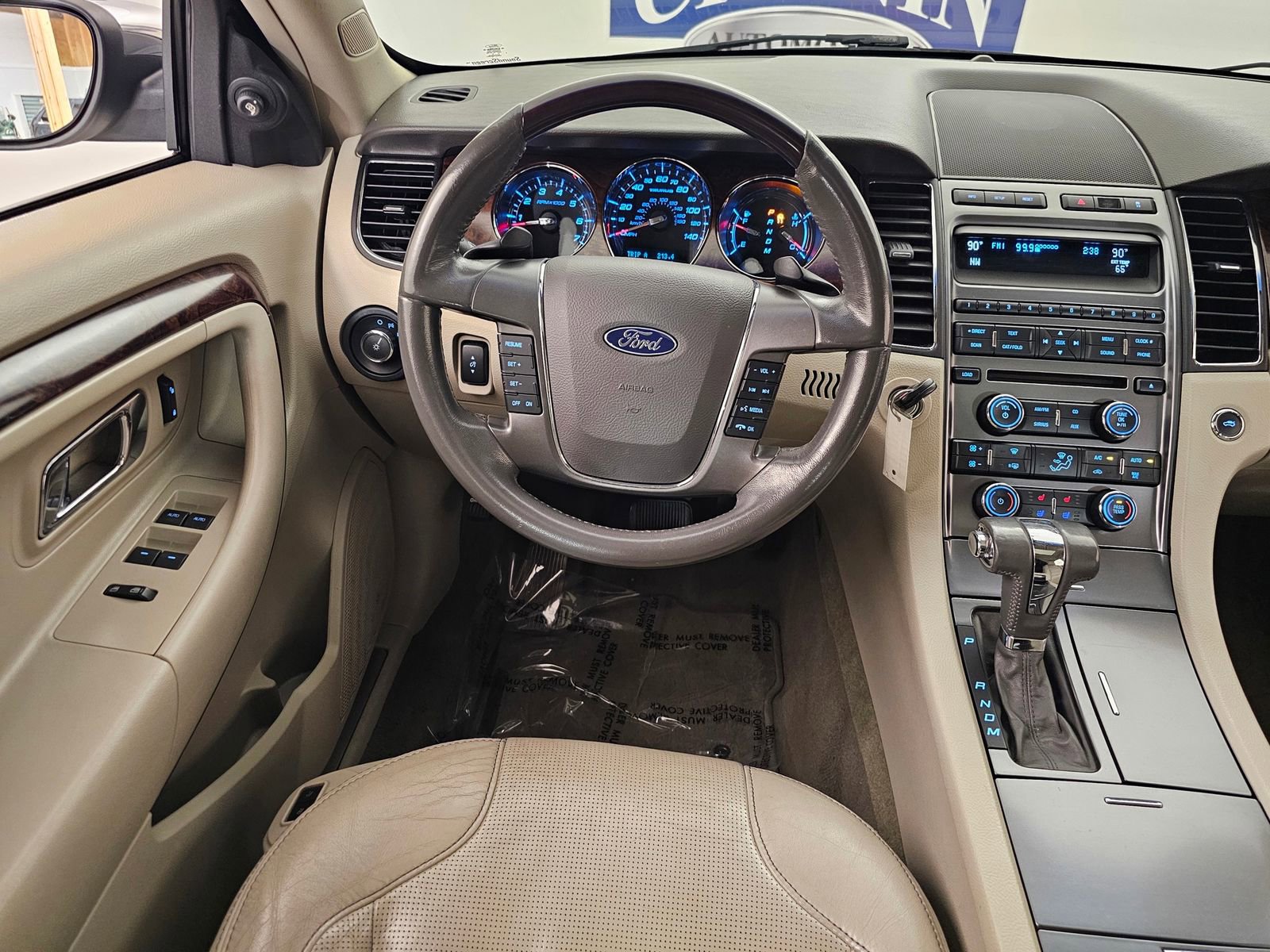 Used 2010 Ford Taurus Limited image 19