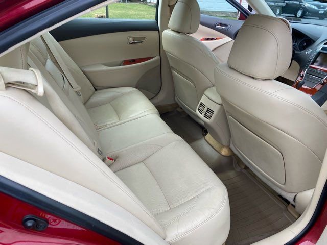 Used 2011 Lexus ES 350 image 26