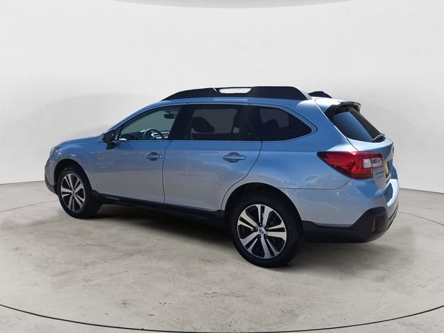 Used 2019 Subaru Outback 2.5i Limited AWD/4WD image 3