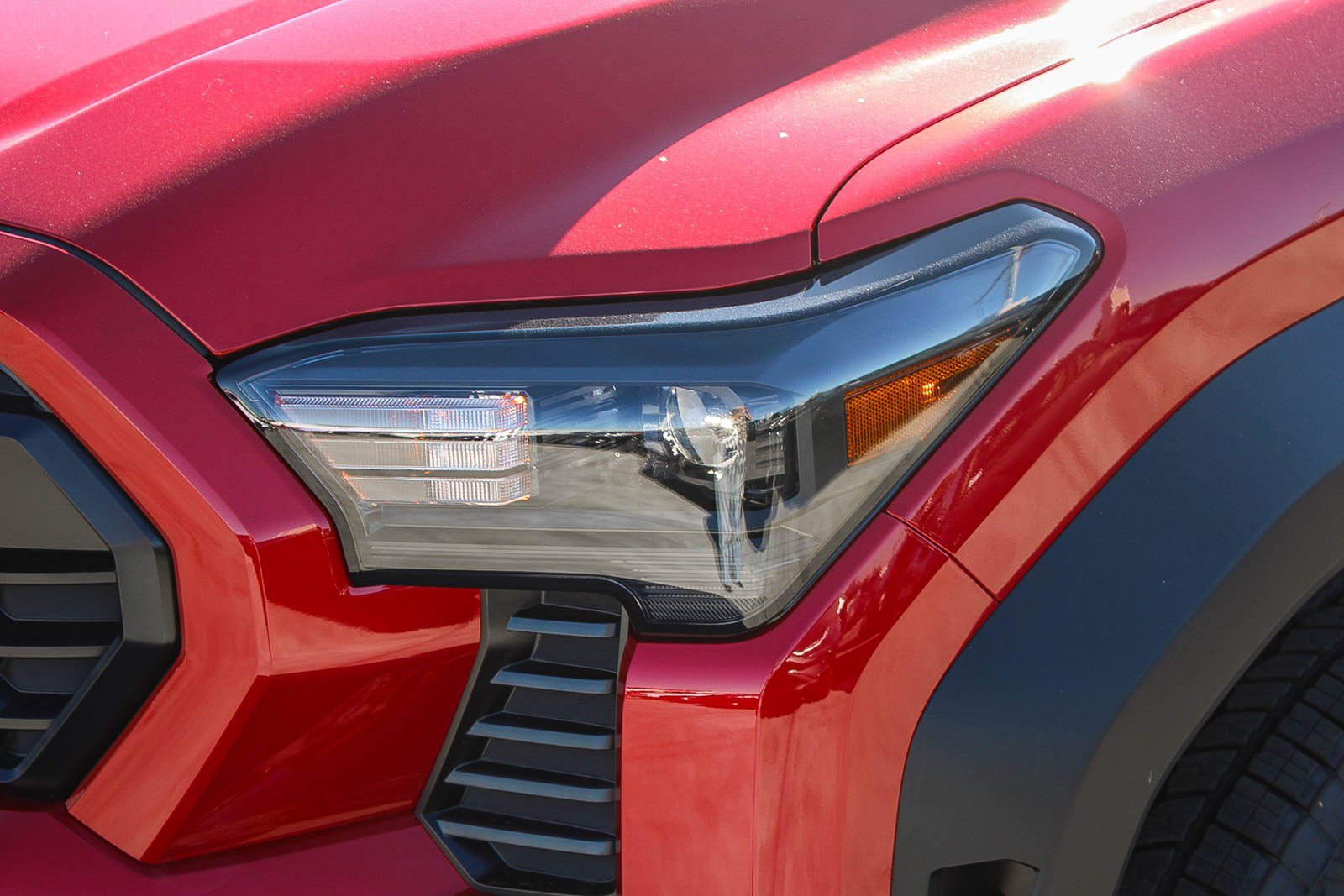 New 2025 Toyota Tacoma TRD Off-Road image 5