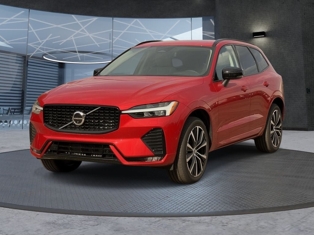 Used 2025 Volvo XC60 B5 Ultra AWD/4WD image 2
