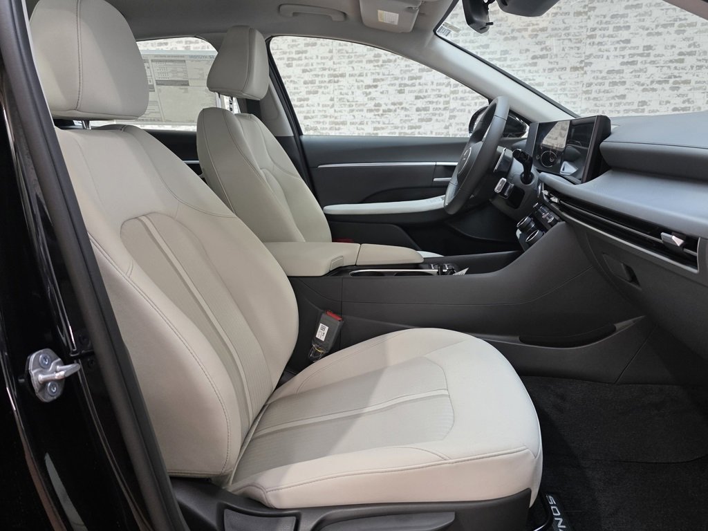 New 2026 Hyundai Sonata SEL image 9