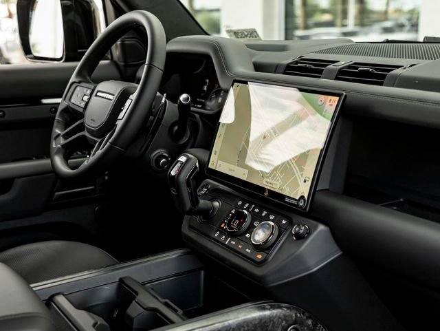 New 2026 Land Rover Defender 110 OCTA AWD/4WD image 42