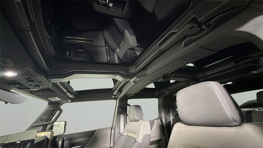 Certified 2025 GMC Hummer EV 2X w/ LPO, Cargo Utility Package image 27