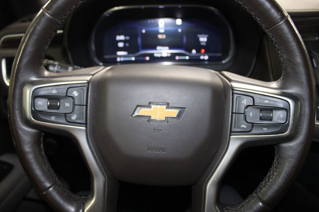 Used 2022 Chevrolet Tahoe LT w/ Luxury Package RWD image 35