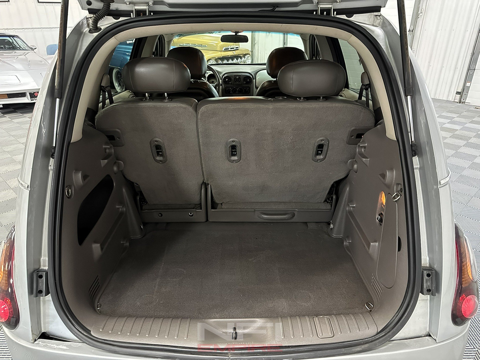 Used 2001 Chrysler PT Cruiser FWD image 42