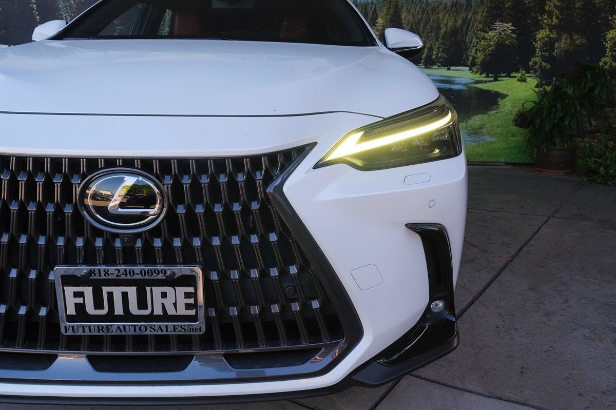 Used 2022 Lexus NX 450h+ AWD w/ Vision Package image 42