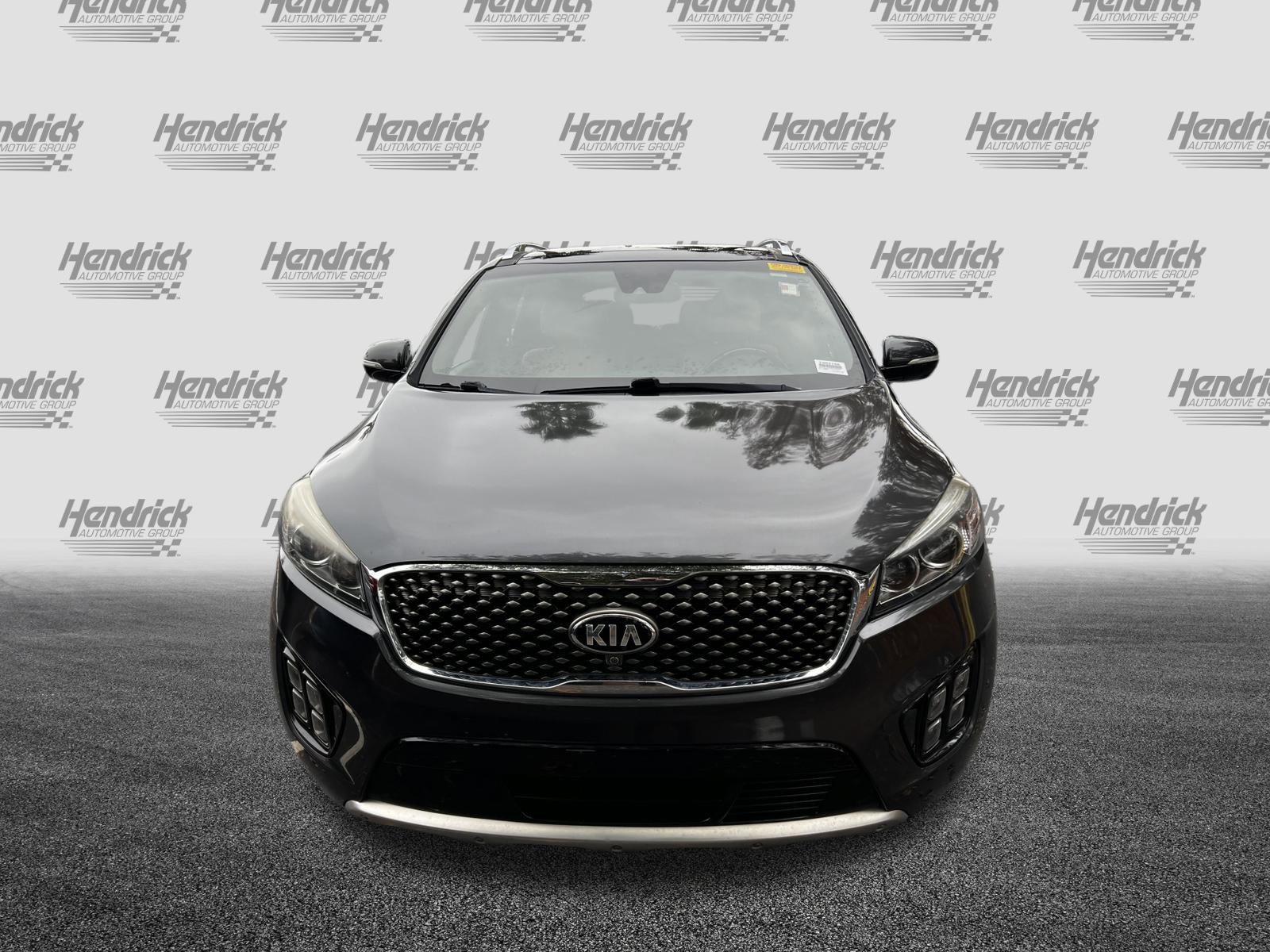 Used 2018 Kia Sorento SX image 3