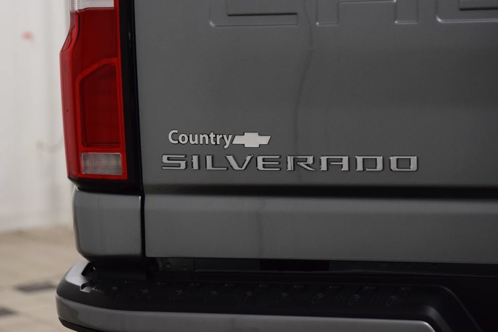 New 2026 Chevrolet Silverado 2500 High Country w/ High Country Premium Package AWD/4WD image 24