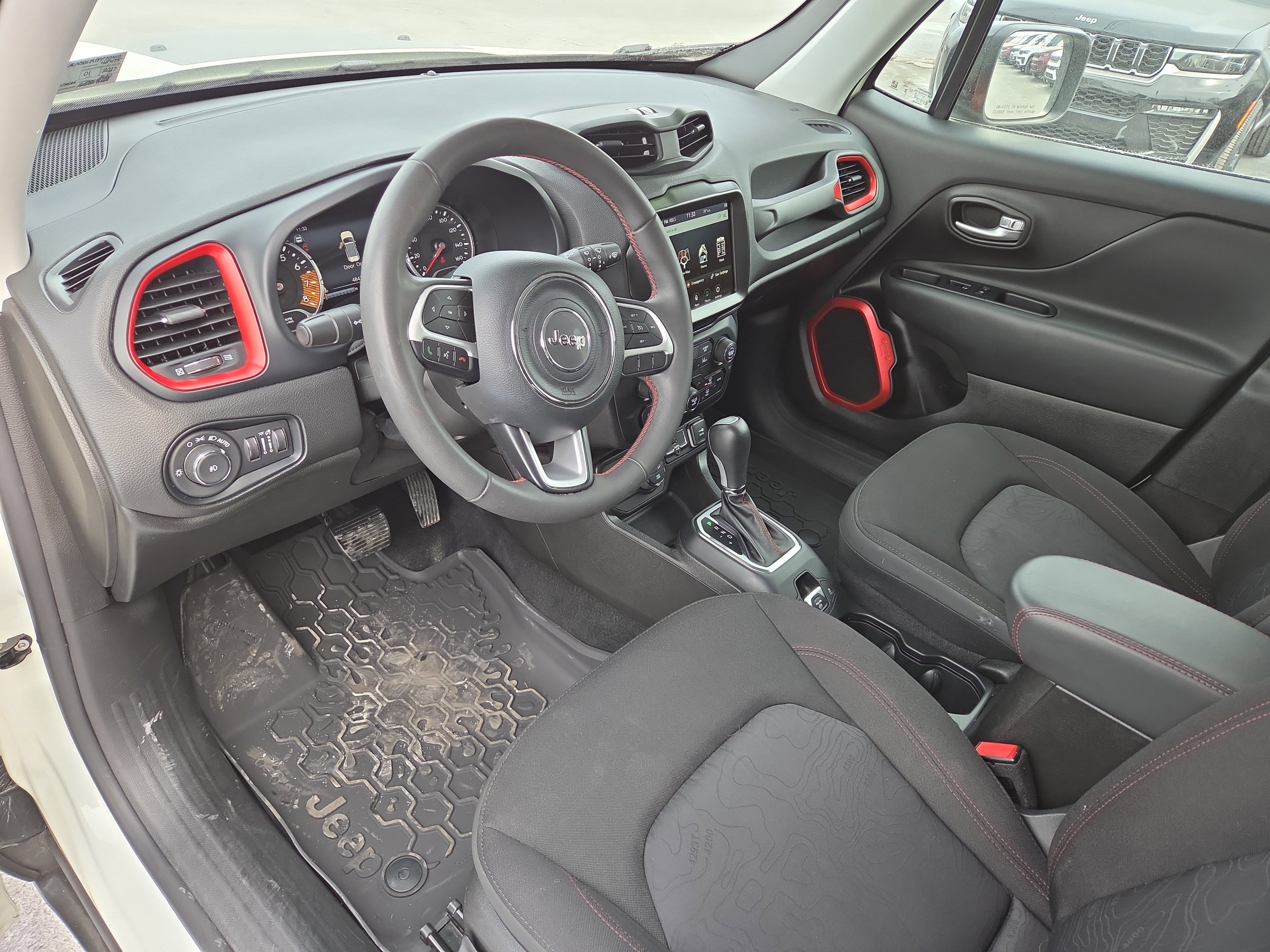 Certified 2023 Jeep Renegade Trailhawk AWD/4WD image 15