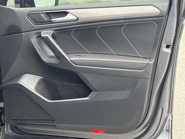 Used 2023 Volkswagen Tiguan SE FWD image 26