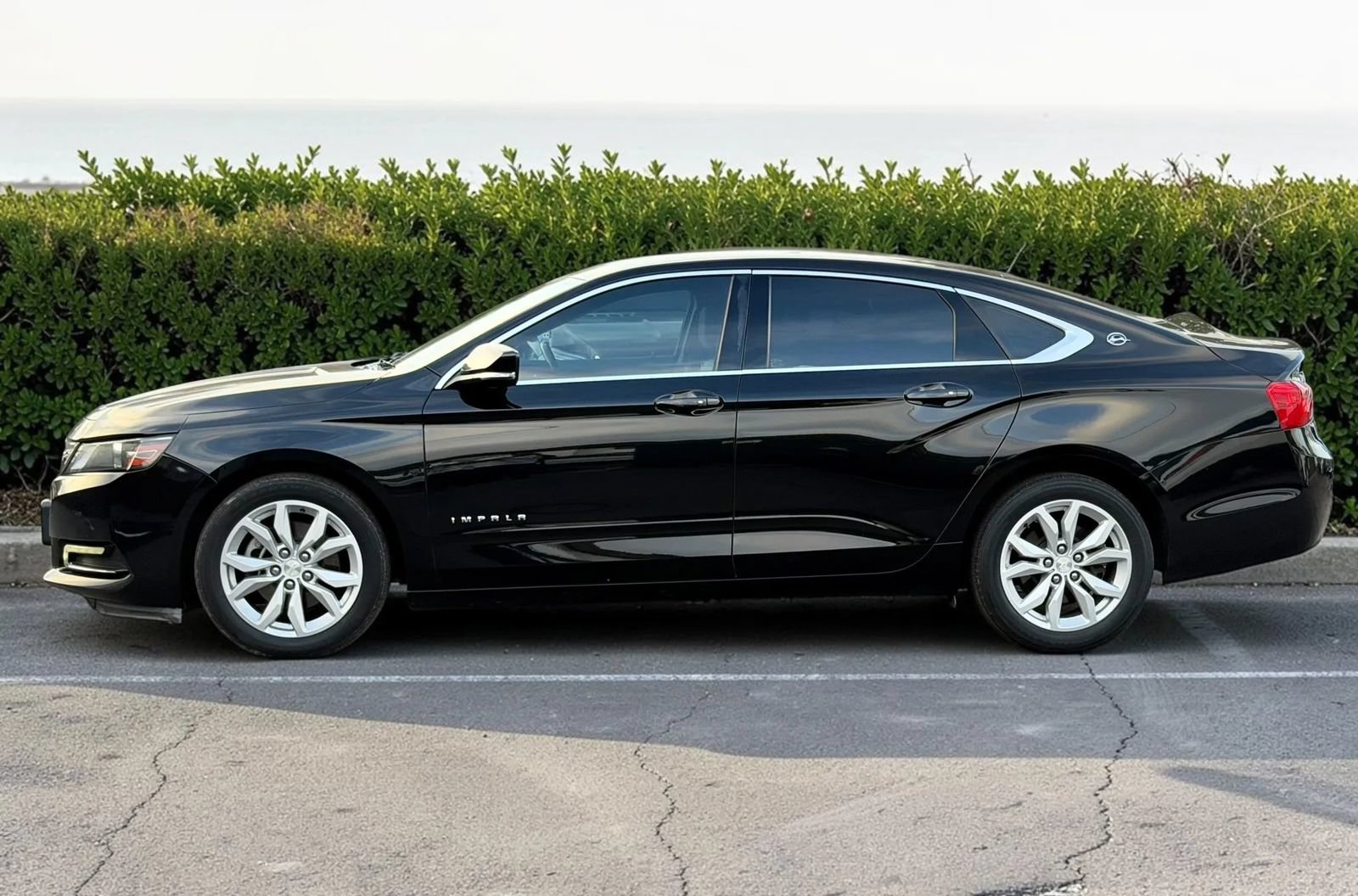 Used 2019 Chevrolet Impala LT w/ LT Leather Package FWD image 6