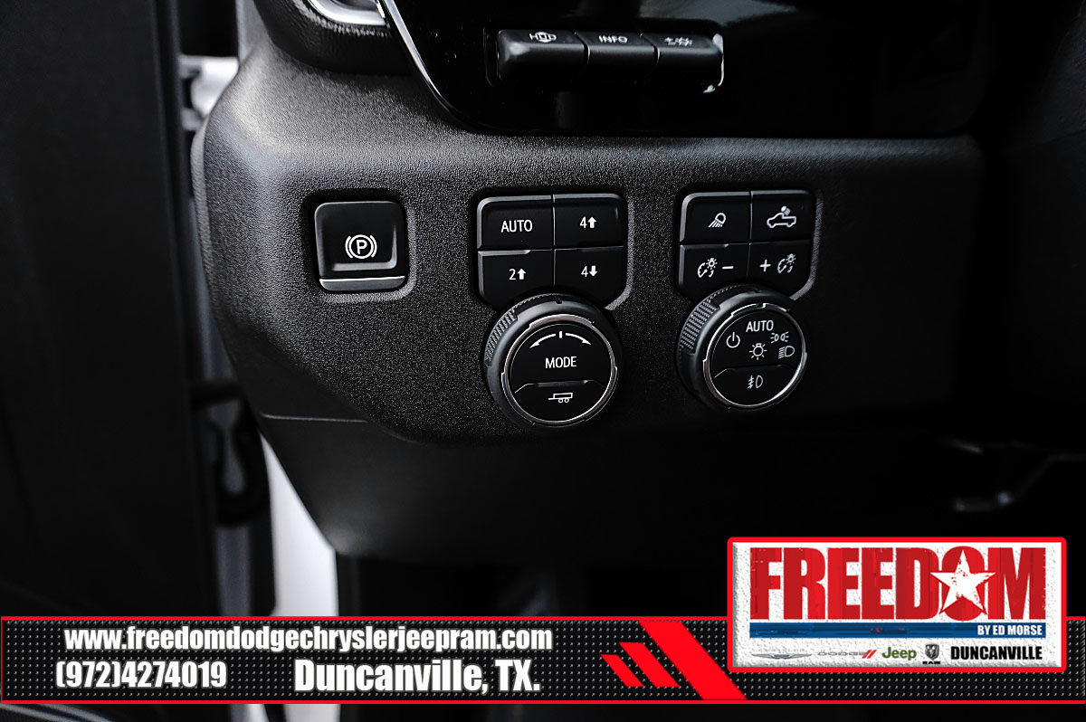 Used 2025 Chevrolet Silverado 2500 High Country w/ High Country Premium Package AWD/4WD image 24