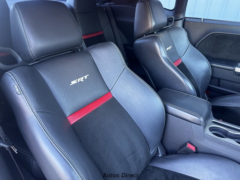 Used 2012 Dodge Challenger SRT8 image 29