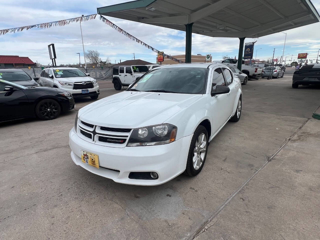 Used 2014 Dodge Avenger R/T w/ Sun/Sound Group FWD image 3