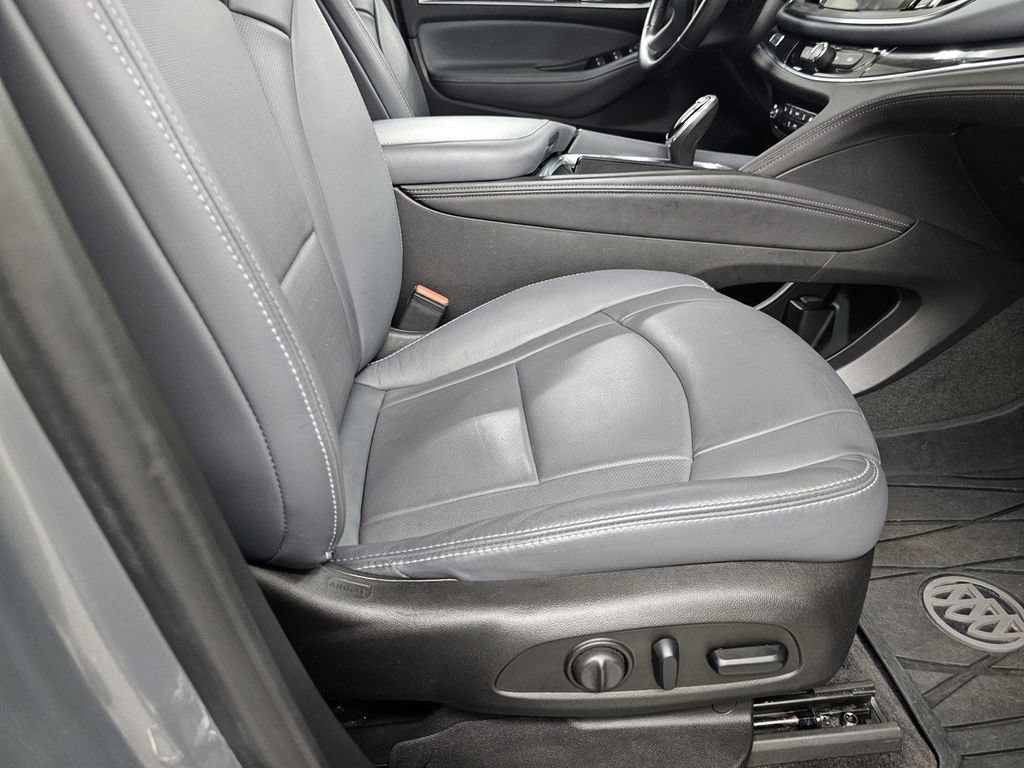 Used 2019 Buick Enclave Essence w/ Trailering Package, 5000 lbs. FWD image 23